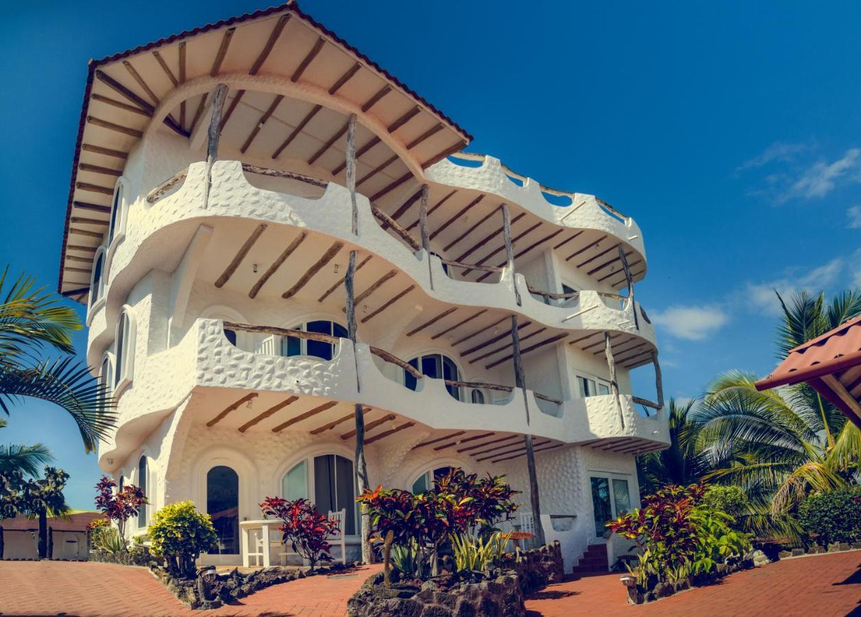 Hotel Angermeyer Waterfront Inn 푸에르토아요라 외부 사진