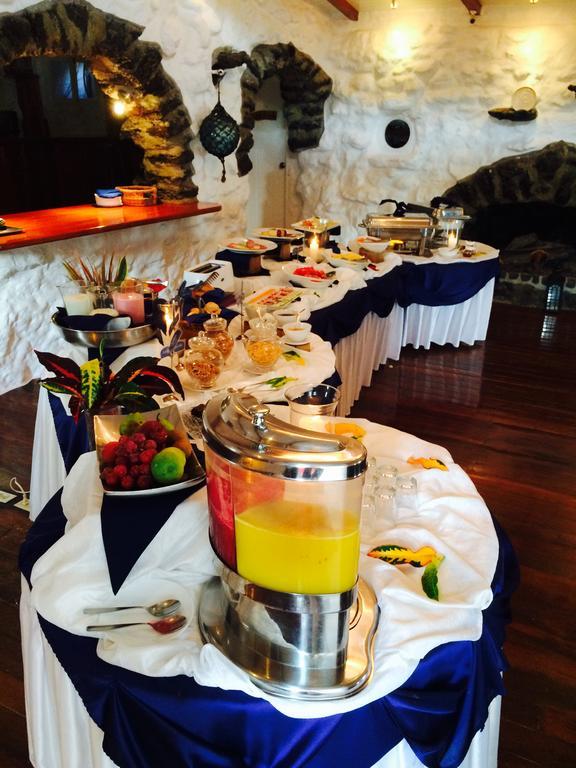 Hotel Angermeyer Waterfront Inn 푸에르토아요라 외부 사진